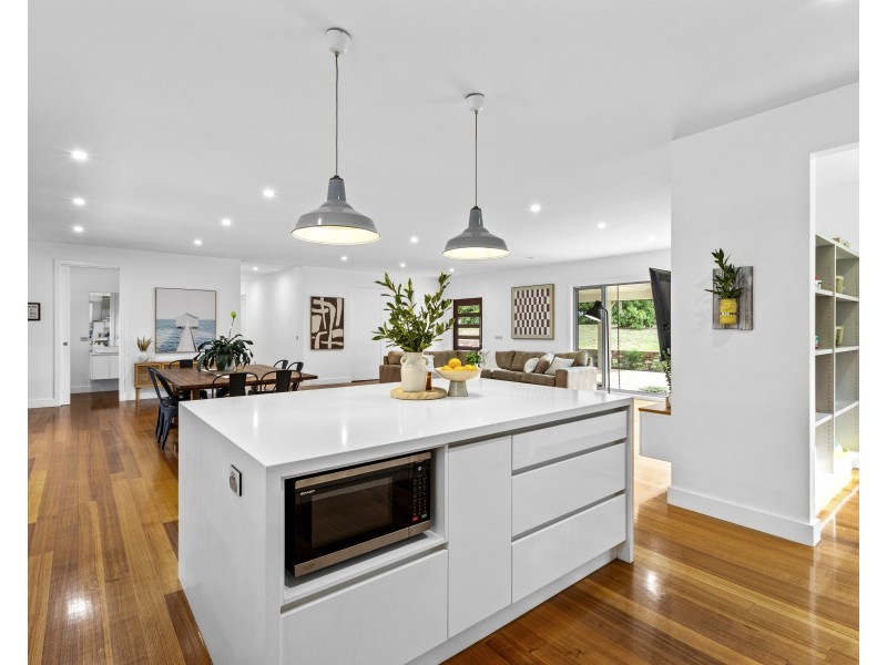 6 Altarnun Road, Langwarrin VIC 3910