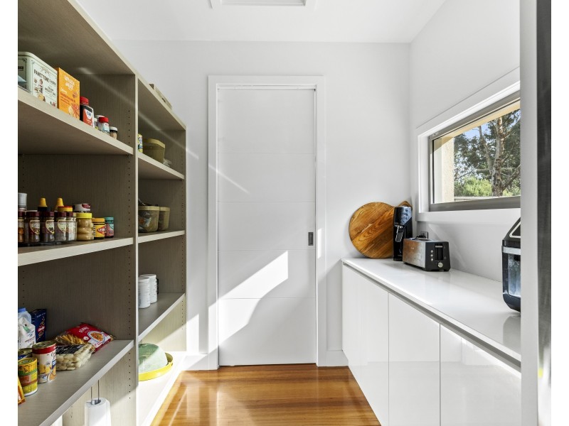 6 Altarnun Road, Langwarrin VIC 3910