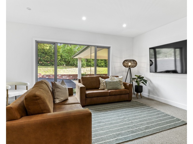 6 Altarnun Road, Langwarrin VIC 3910