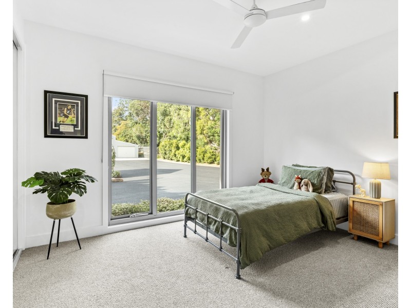 6 Altarnun Road, Langwarrin VIC 3910