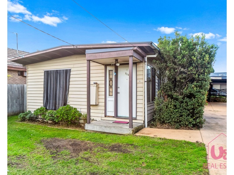 1/4 Grant Avenue, Seaford VIC 3198