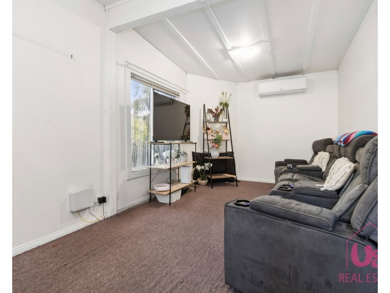 1/4 Grant Avenue, Seaford VIC 3198