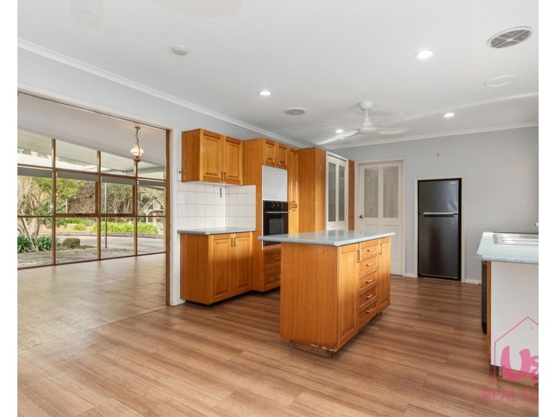 75 Carr-Boyd Road, Cranbourne South VIC 3977