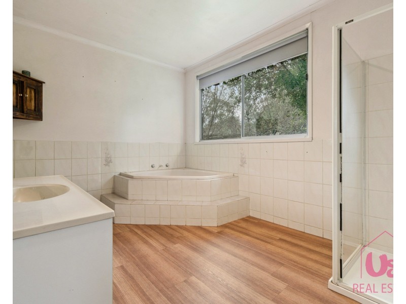 75 Carr-Boyd Road, Cranbourne South VIC 3977