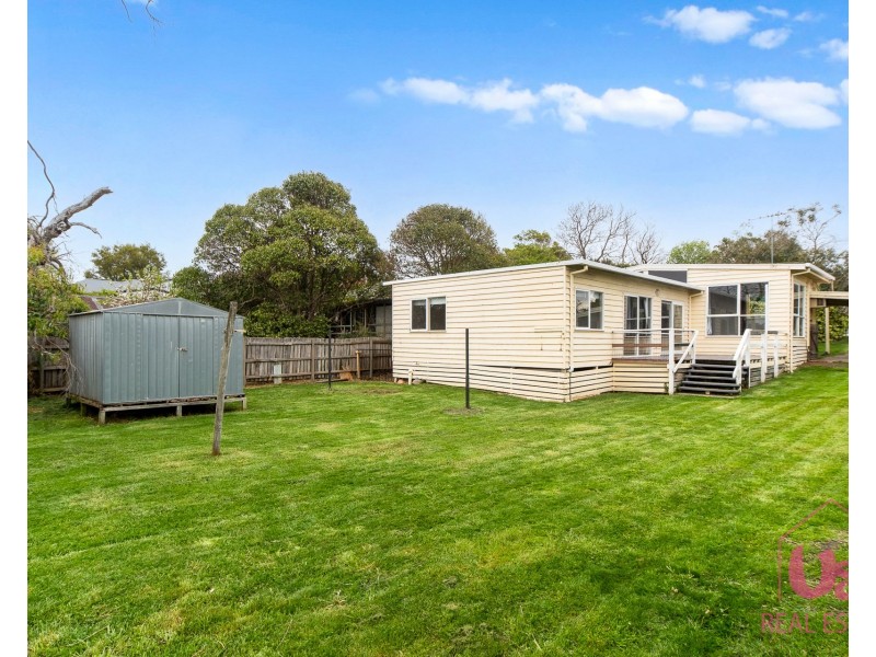 11 Idon Avenue, Frankston South VIC 3199