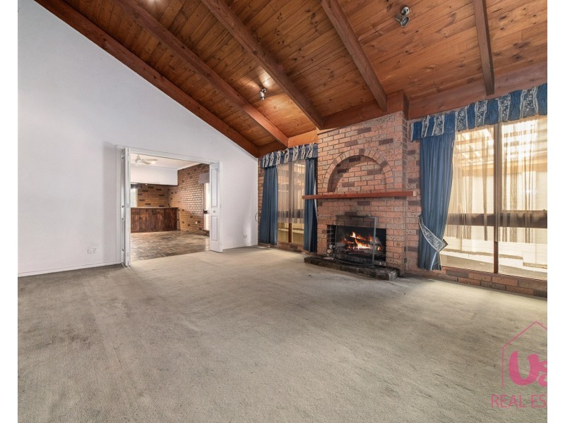 12 Glenview Crescent, Frankston VIC 3199