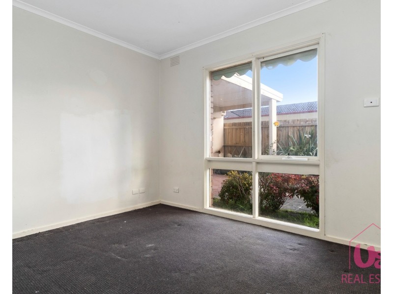 12 Glenview Crescent, Frankston VIC 3199