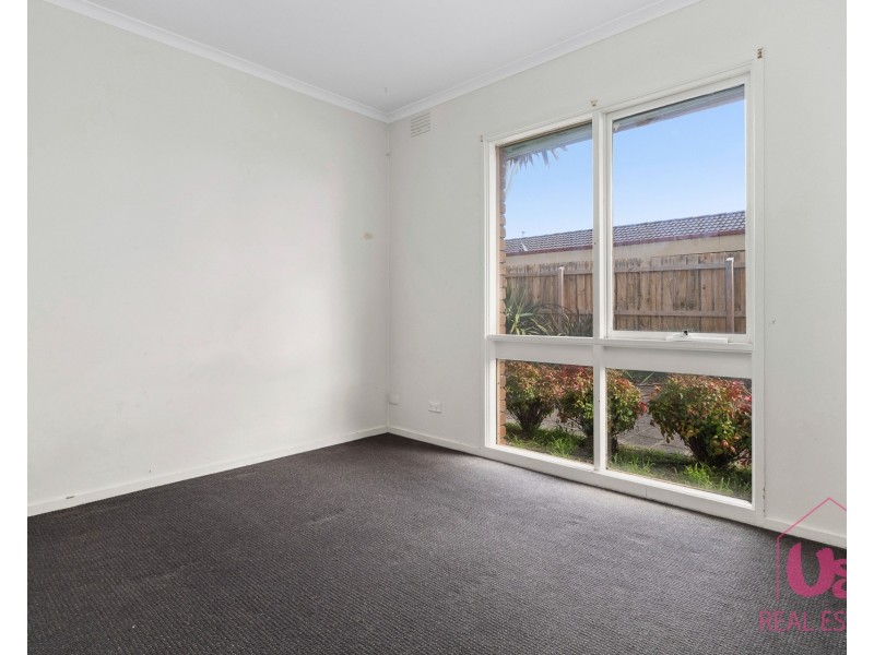 12 Glenview Crescent, Frankston VIC 3199