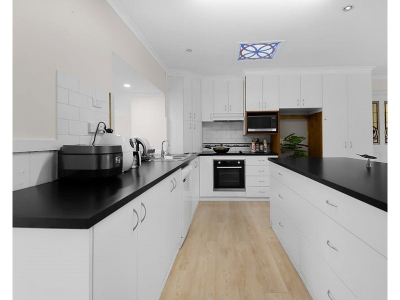 20 Facey Road, Devon Meadows VIC 3977