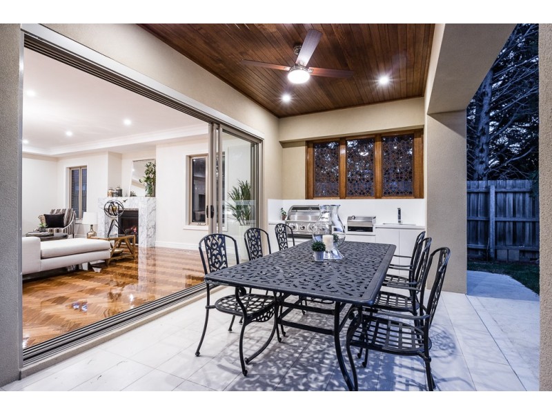 5 Kincumber Drive, Glen Waverley VIC 3150