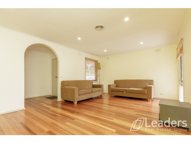 9 Yardley Drive, Wheelers Hill VIC 3150