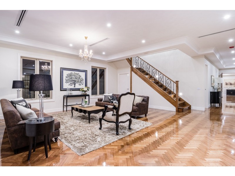 5 Kincumber Drive, Glen Waverley VIC 3150