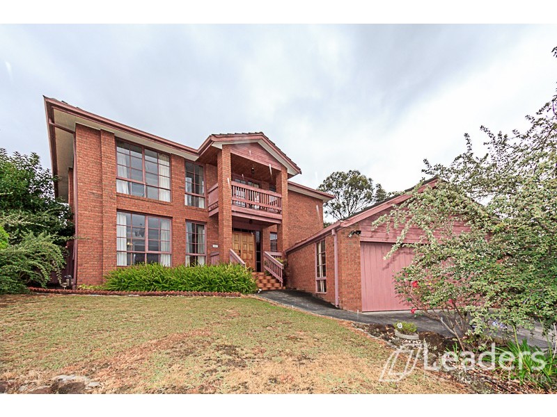 11 Pentland Court, Glen Waverley VIC 3150