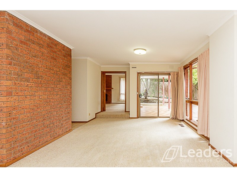 11 Pentland Court, Glen Waverley VIC 3150