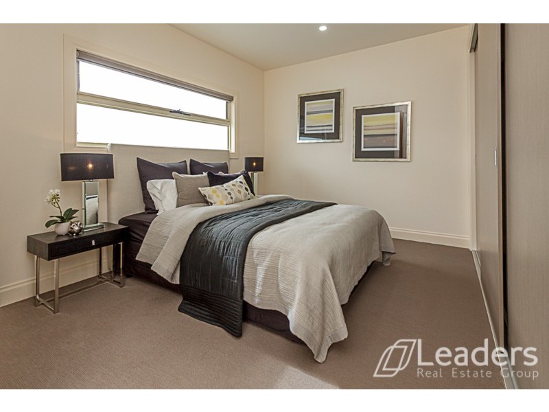 2/2 Adam Avenue, Glen Waverley VIC 3150