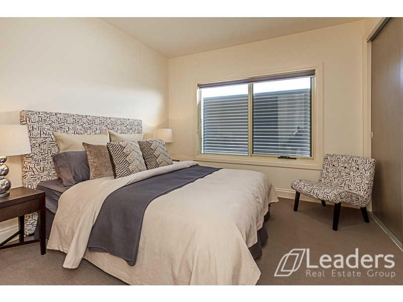 2/2 Adam Avenue, Glen Waverley VIC 3150