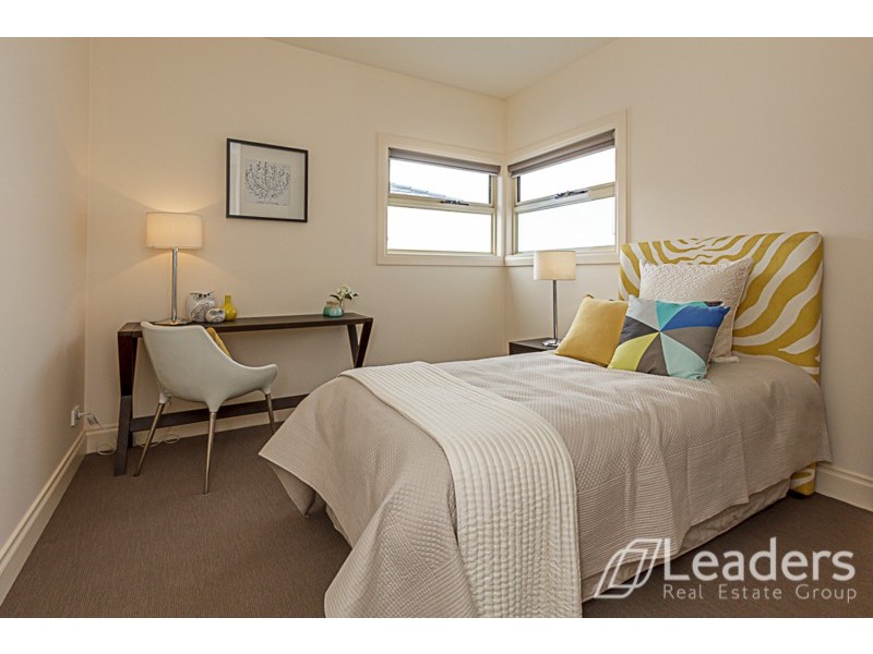 2/2 Adam Avenue, Glen Waverley VIC 3150