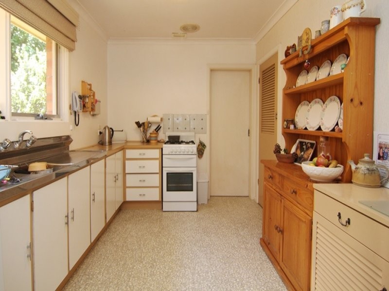 35 Willow Avenue, Glen Waverley VIC 3150