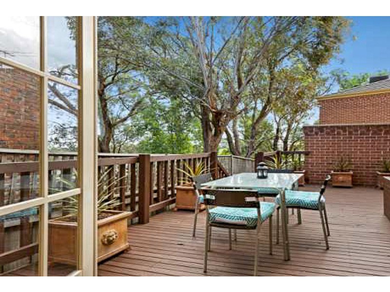 1/62 Rathmullen Quadrant, Doncaster VIC 3108