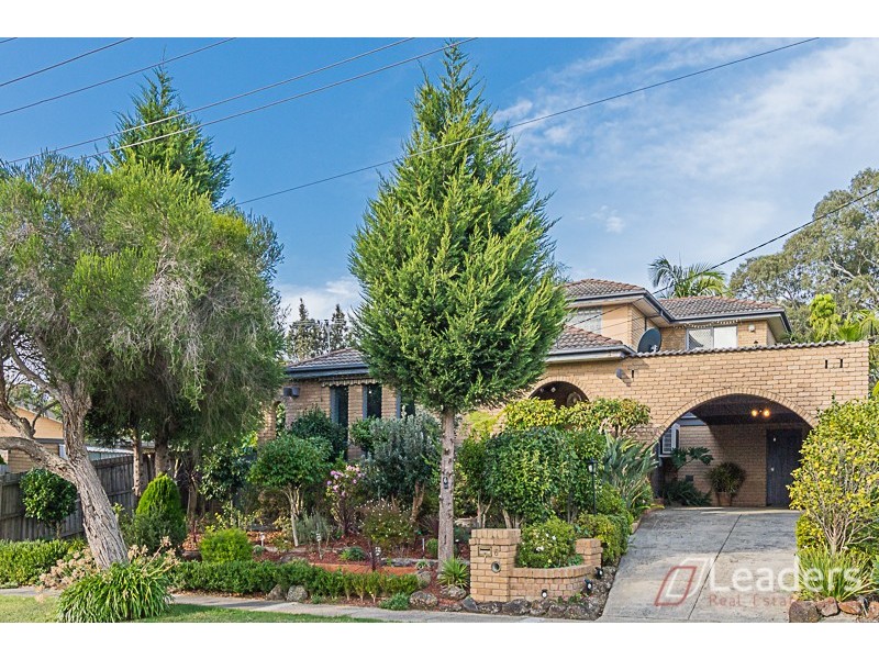 6 Bruford Avenue, Wheelers Hill VIC 3150