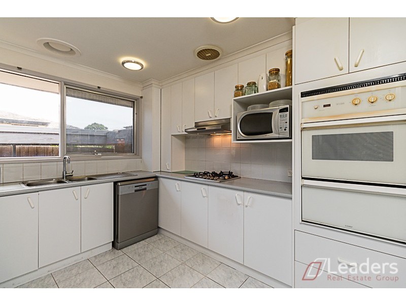 6 Bruford Avenue, Wheelers Hill VIC 3150