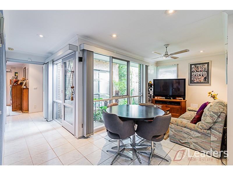 6 Bruford Avenue, Wheelers Hill VIC 3150