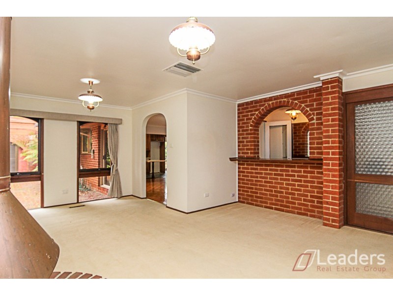 21 Minerva Crescent, Vermont South VIC 3133