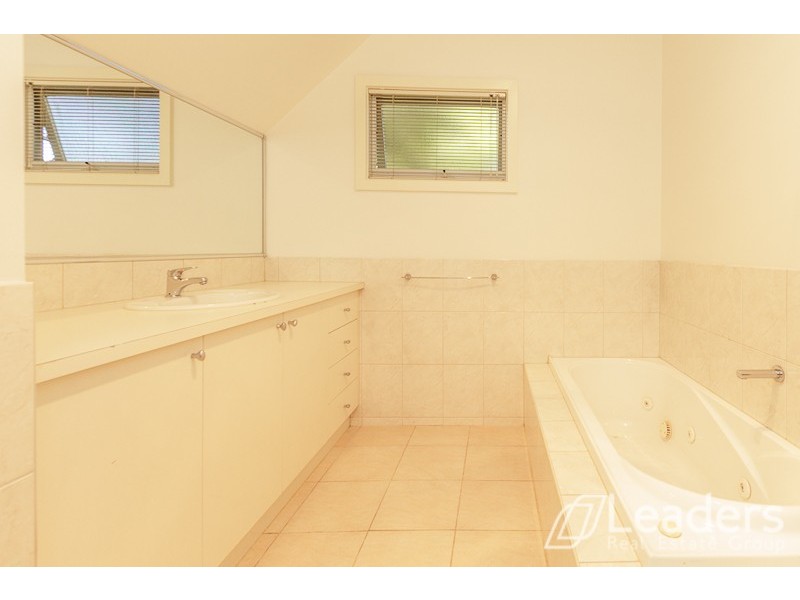 3/938-940 High Street Road, Glen Waverley VIC 3150