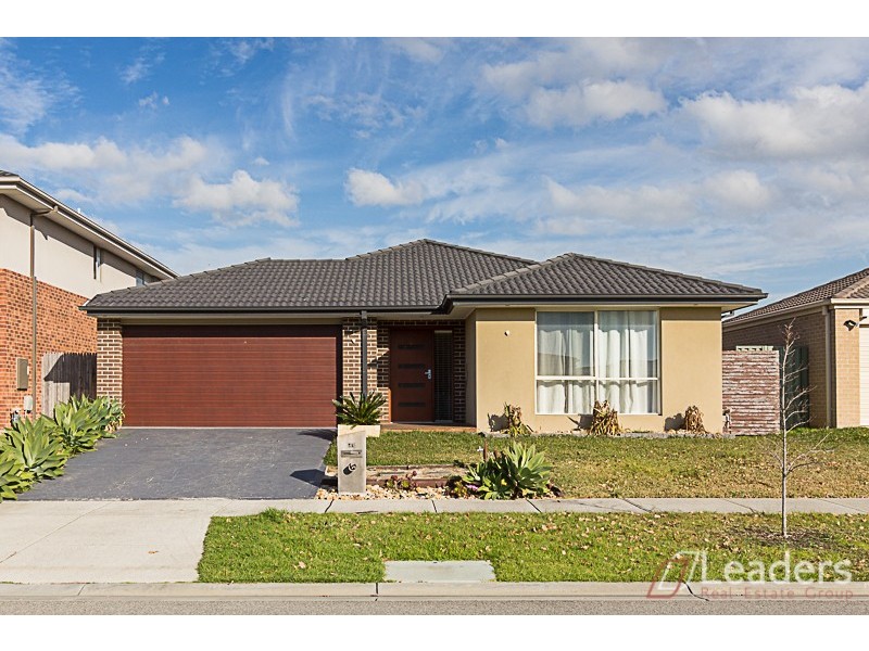 13 Chorus Way, Cranbourne East VIC 3977