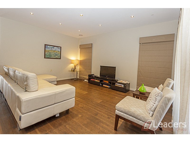 13 Chorus Way, Cranbourne East VIC 3977