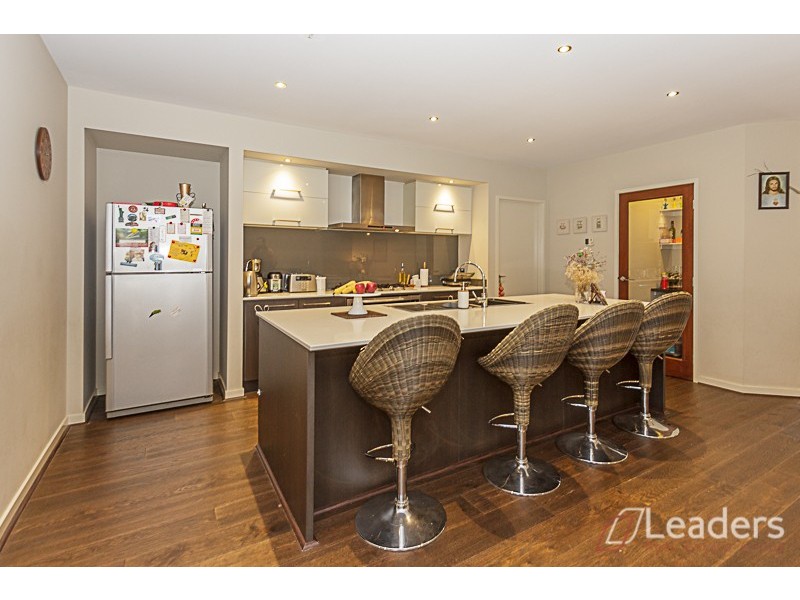 13 Chorus Way, Cranbourne East VIC 3977