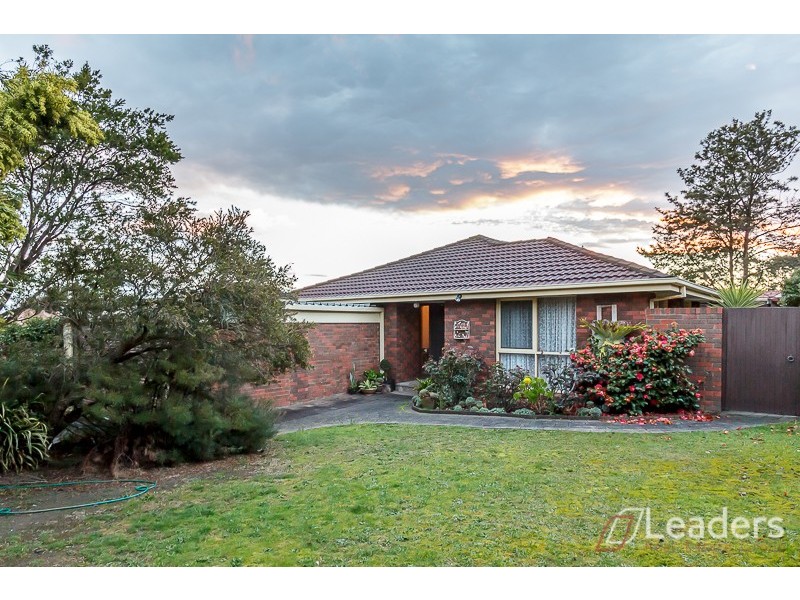 10 Mara Close, Wantirna South VIC 3152