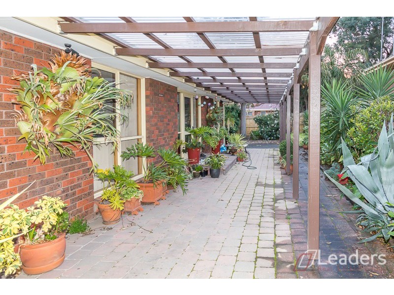 10 Mara Close, Wantirna South VIC 3152