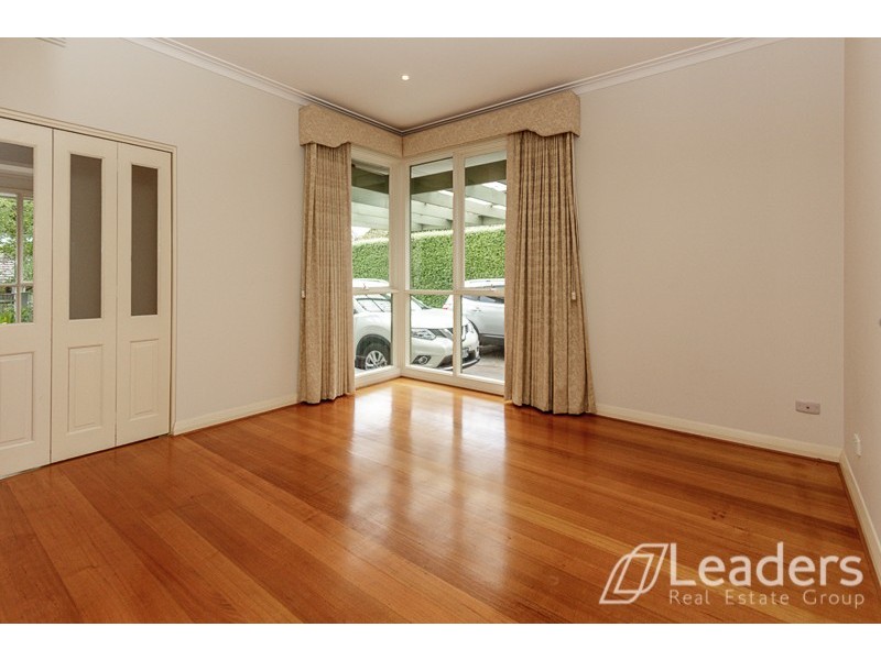 12 Holskamp Street, Mount Waverley VIC 3149