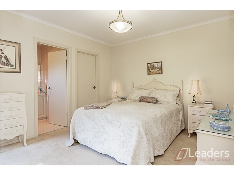 2/69 Essex Road, Mount Waverley VIC 3149