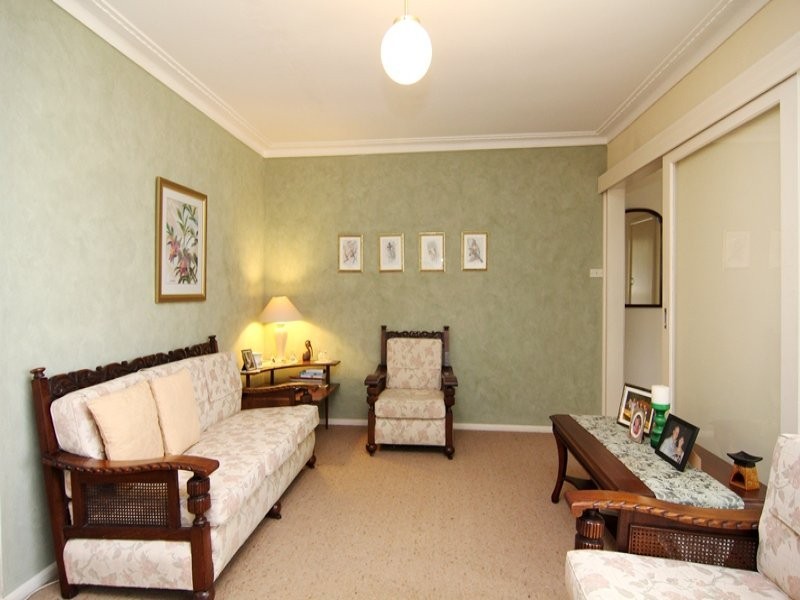 35 Willow Avenue, Glen Waverley VIC 3150