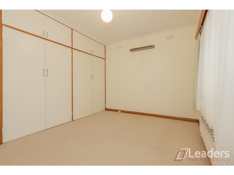 27 Deanswood Road, Forest Hill VIC 3131