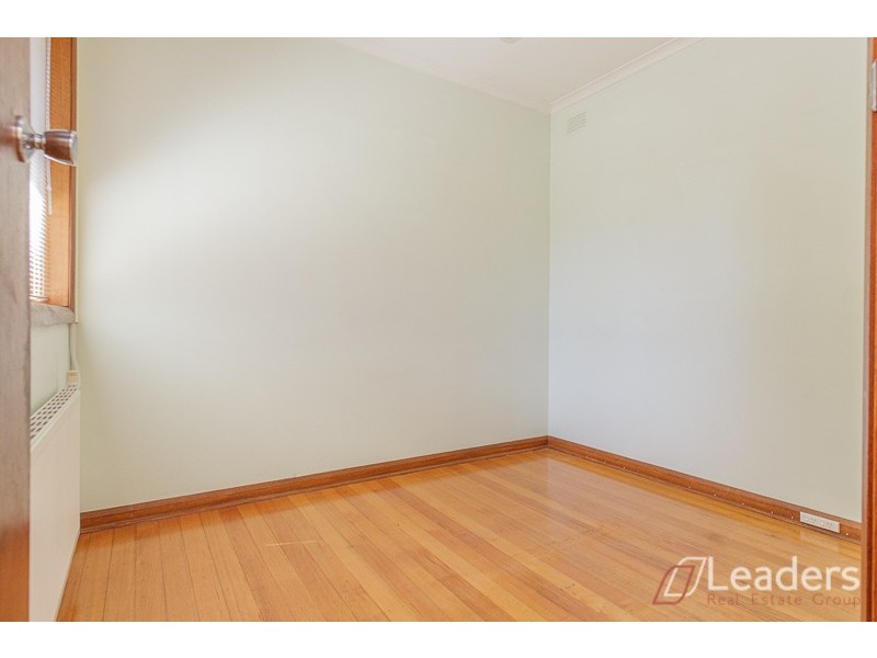 27 Deanswood Road, Forest Hill VIC 3131