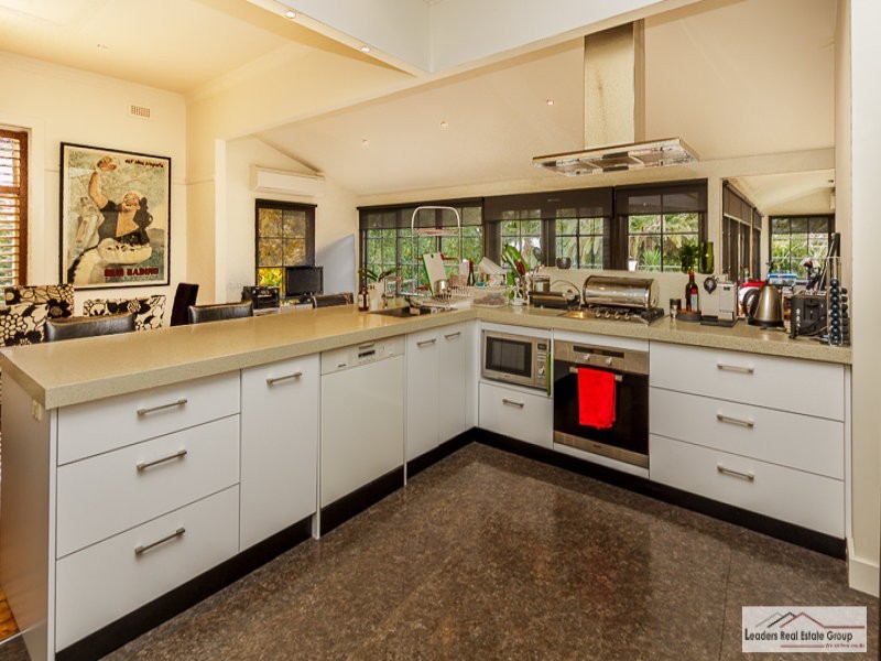 20 Salisbury Avenue, Mont Albert VIC 3127