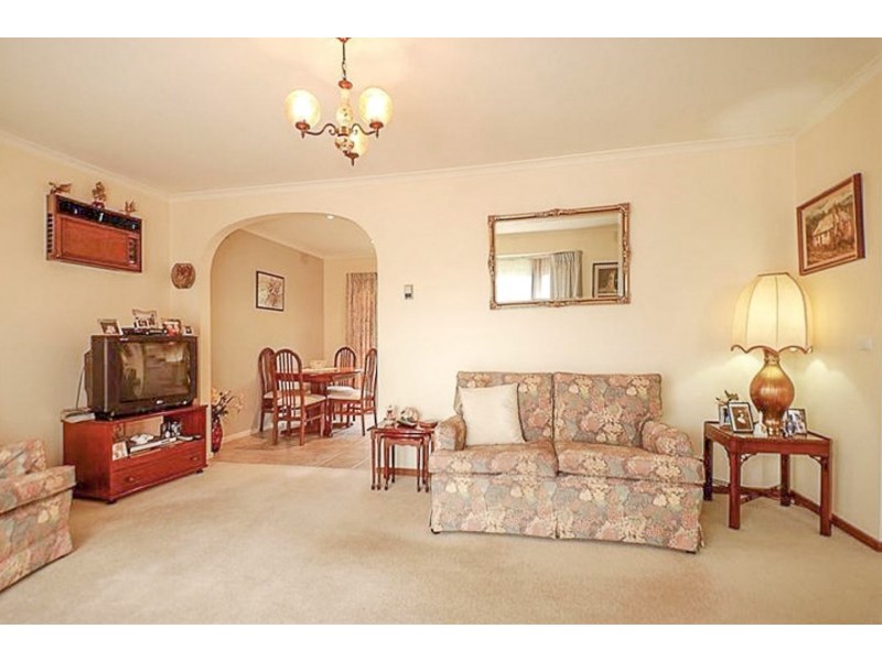 2/11-13 Saladin Avenue, Glen Waverley VIC 3150