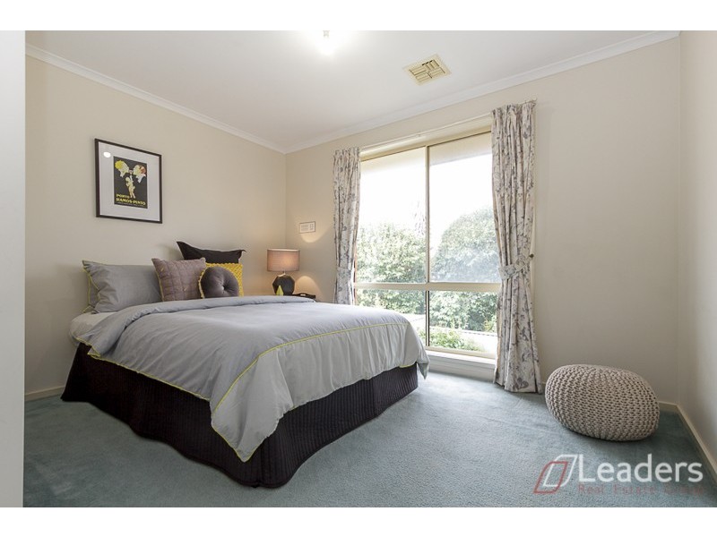 6 CHARLOTTE STREET, Glen Waverley VIC 3150