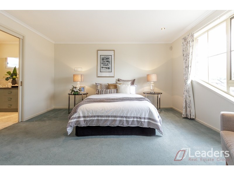 6 Charlotte Street, Glen Waverley VIC 3150