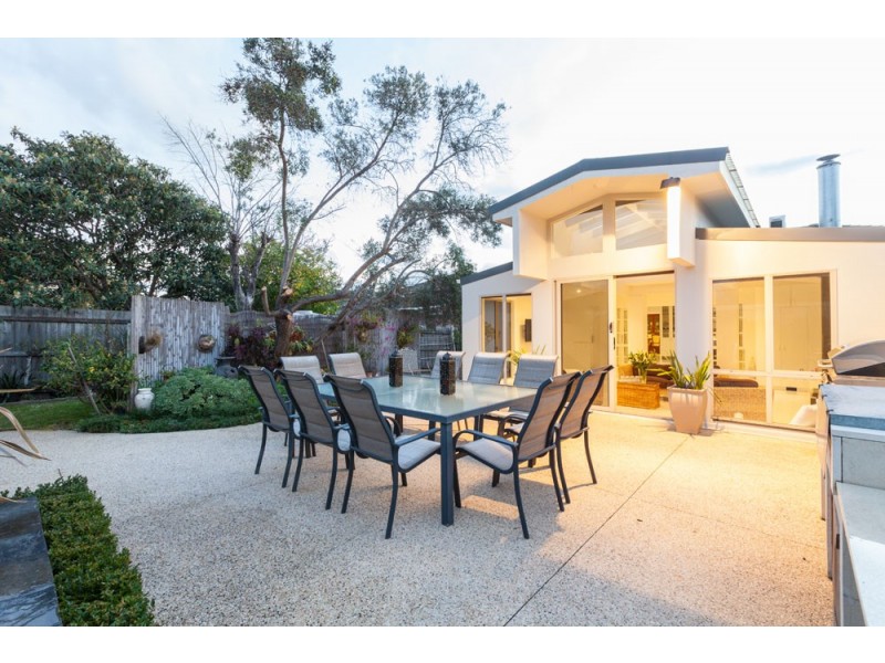 82 PATRICK STREET, Oakleigh East VIC 3166