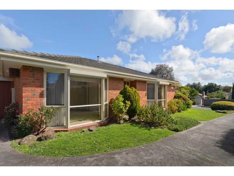 1/6 Shirley Ave, Glen Waverley VIC 3150