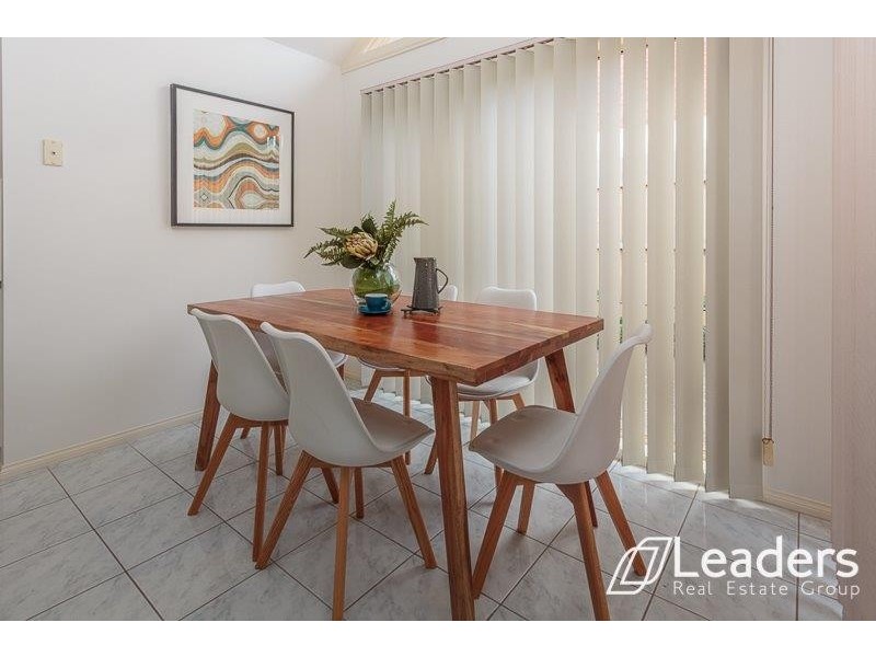 21 KINGS COURT, Wantirna South VIC 3152