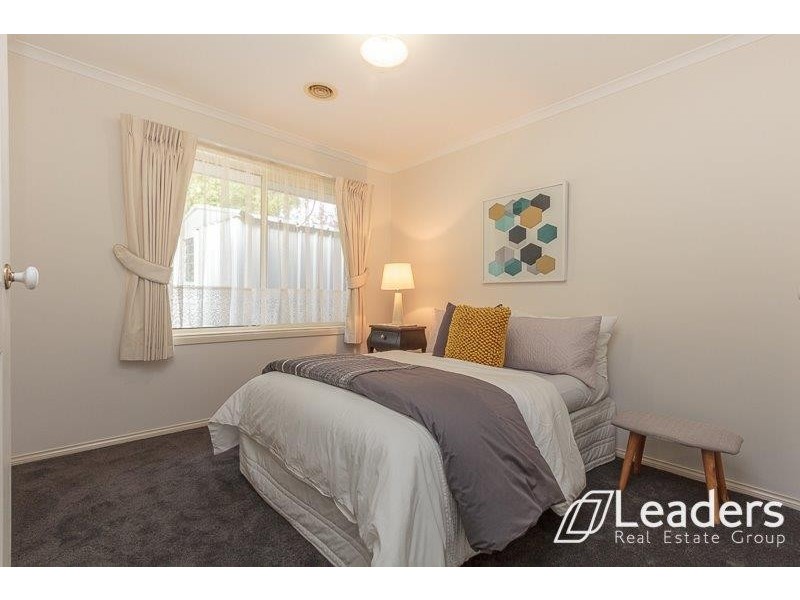 21 KINGS COURT, Wantirna South VIC 3152
