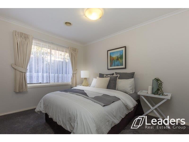 21 KINGS COURT, Wantirna South VIC 3152