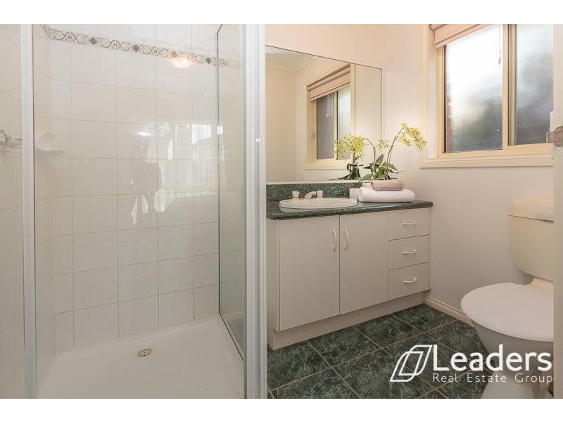 21 KINGS COURT, Wantirna South VIC 3152