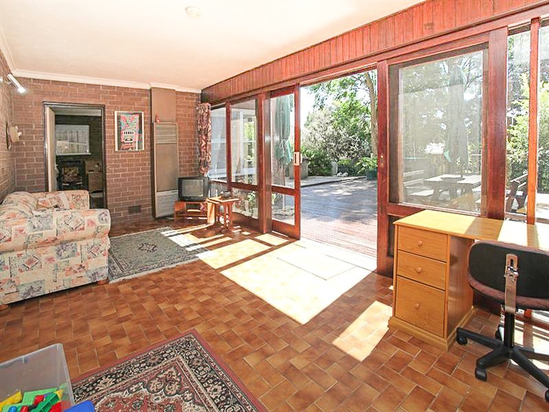 19 Townsend Street, Glen Waverley VIC 3150