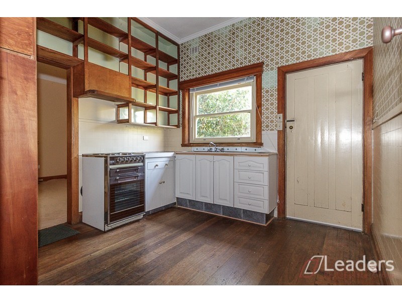 30 Wadham Parade, Mount Waverley VIC 3149